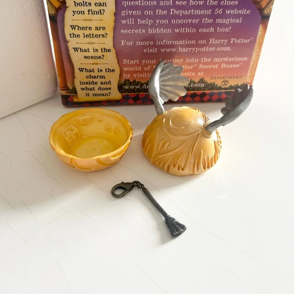 2000 Limited Edition Harry Potter Golden Snitch Secret Box